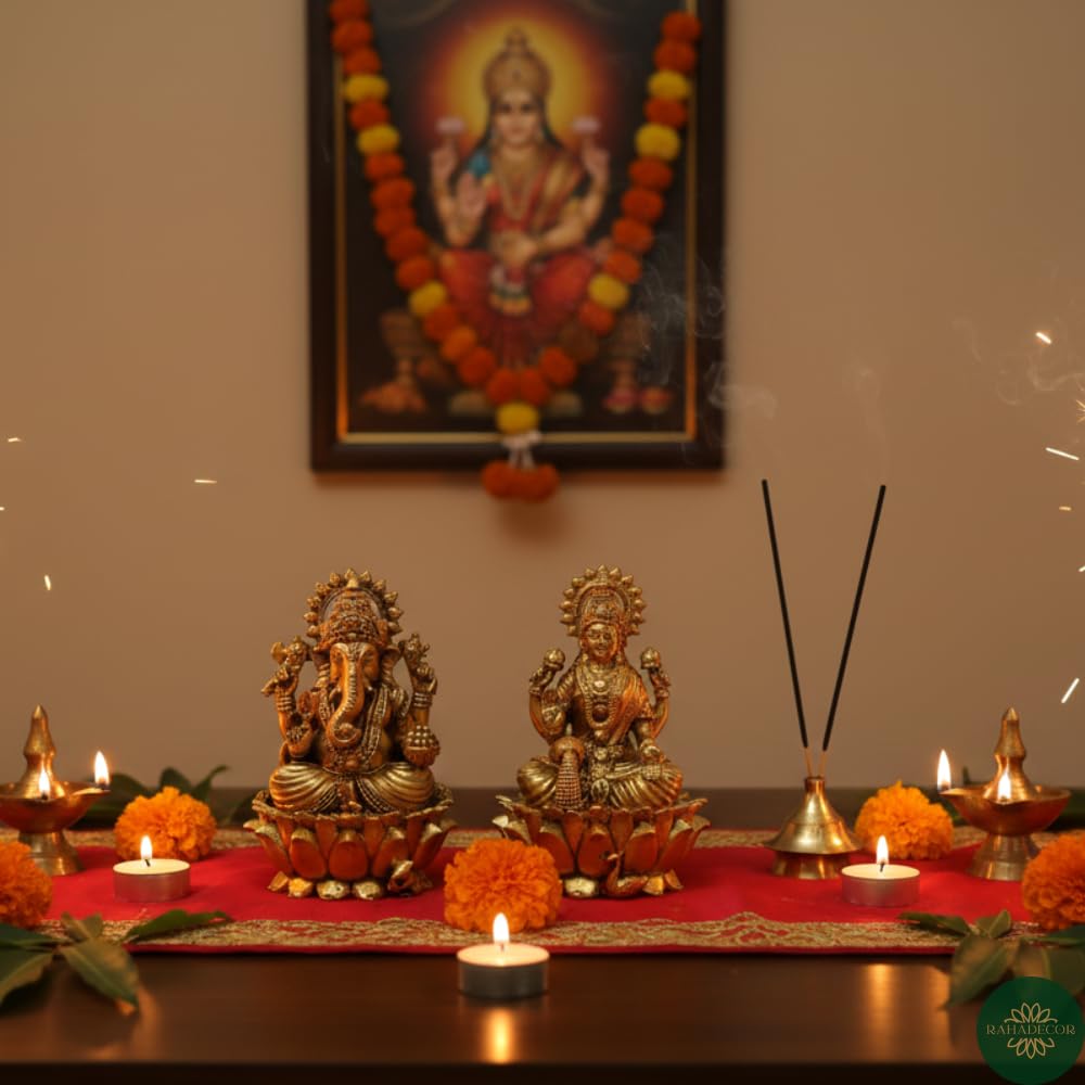 PeetalKraft Brass Lakshmi Ganesh Murti Idol for Home Temple, Pooja Room, Office Desk, Diwali Gift, Vastu Decor (Set of 2, Each Weight-204g)
