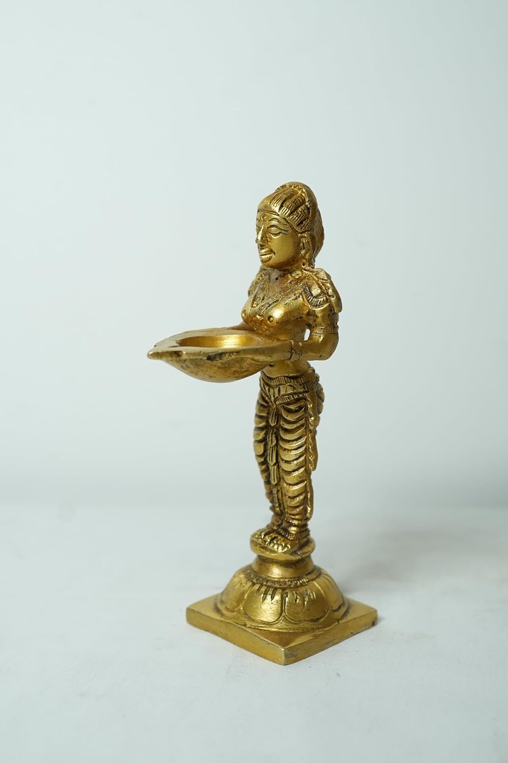 PeetalKraft Brass Standing Lady With Diya Deep Laxmi For Entrance Size 15X7X7 Cm Weight 365 Grams