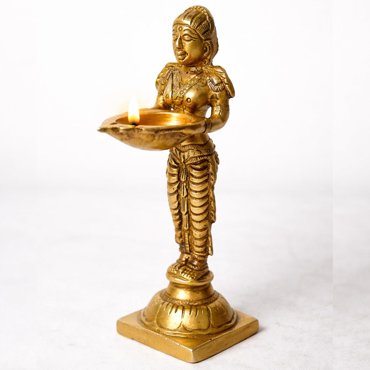 PeetalKraft Brass Standing Lady With Diya Deep Laxmi For Entrance Size 15X7X7 Cm Weight 365 Grams