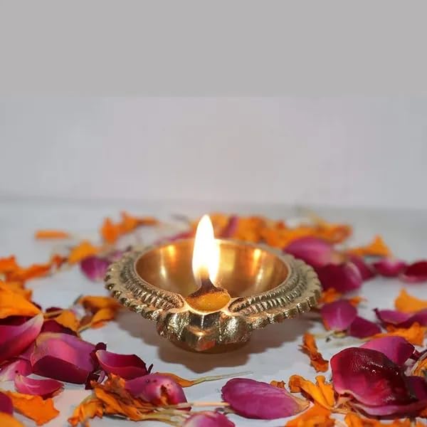 PeetalKraft Brass Dhan Kuber Diya Set Of 5 For Daily Pooja And Wealth Size 7X6X2 Cm Weight 50 Grams