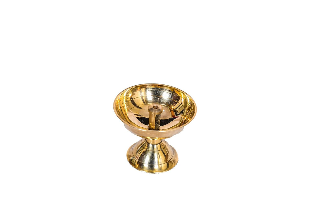 PeetalKraft Brass Diya Oil Lamp For Pooja Mandir And Home Decoration Size 4X4X5 Cm Weight 50 Grams