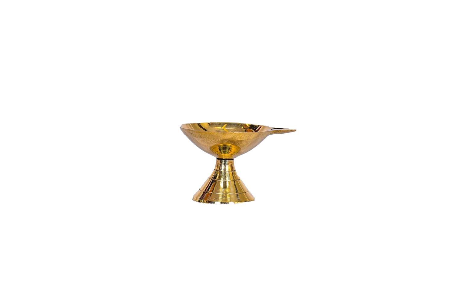PeetalKraft Pandeep Deepak Brass Diya Oil Lamp For Pooja Mandir And Diwali Size 3X3X4 Cm Weight 50 Grams