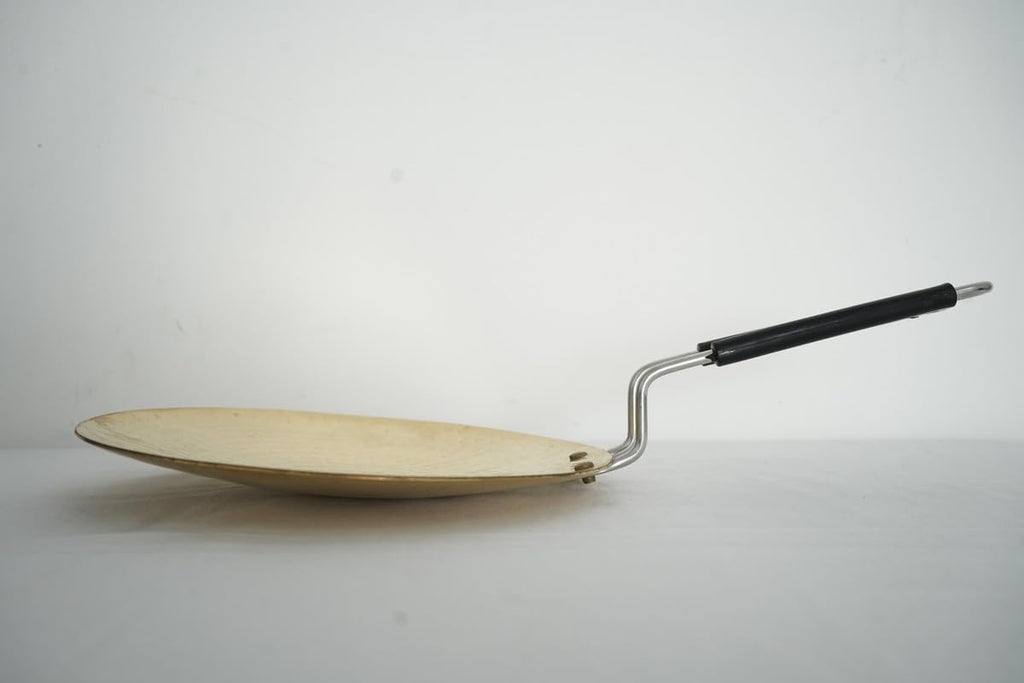 PeetalKraft Golden Heavy Duty Brass Roti Tawa Teflon Free 1Kg Size 40X25X3 Cm Weight 1000 Grams