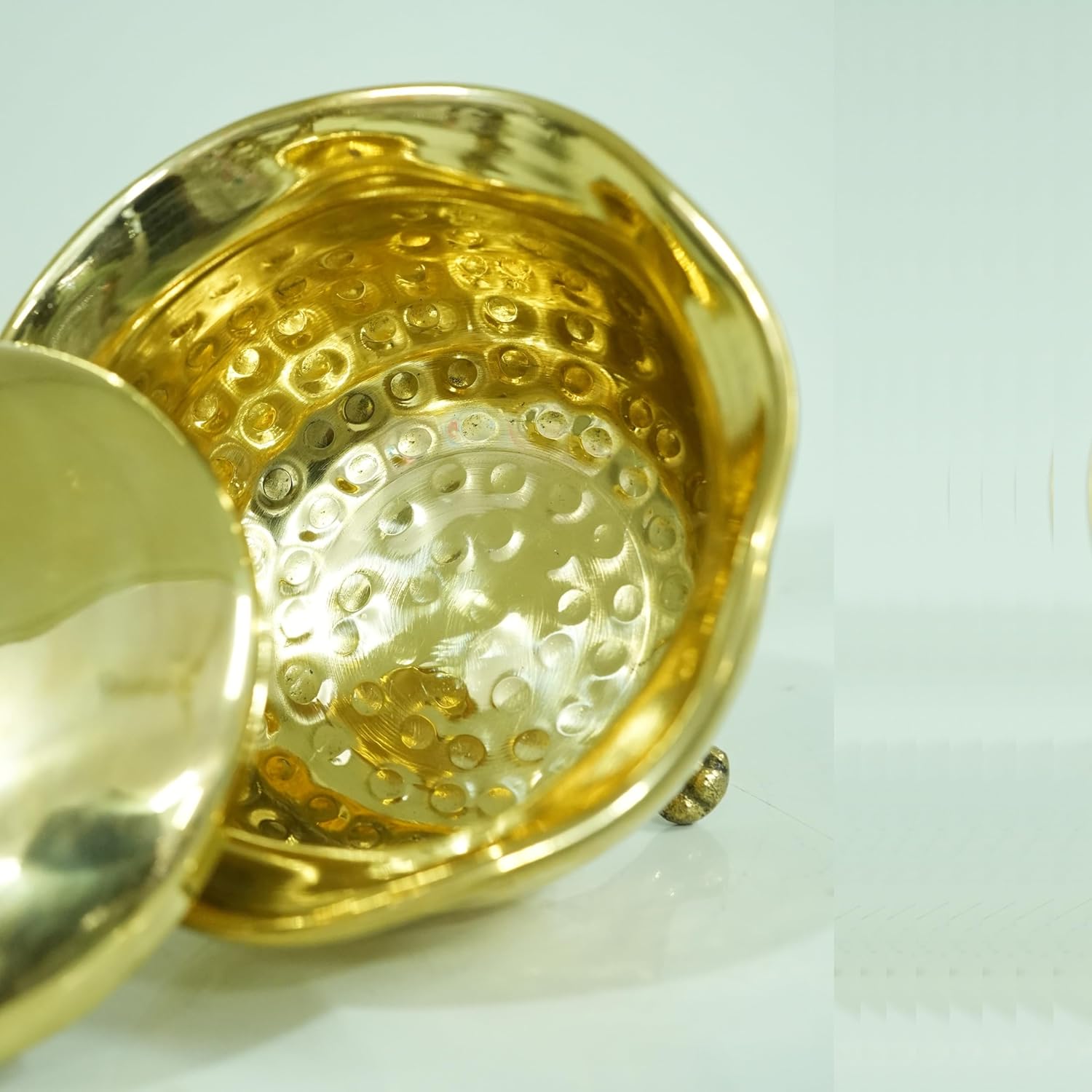 PeetalKraft Golden Brass Ribbon Bow Design Handi With Lid Serveware 250Ml Size 5X4X12 Cm Weight 275 Grams