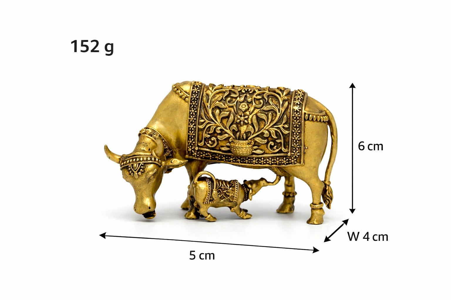 PeetalKraft Brass Cow and Calf Kamadhenu Idol for Prosperity and Motherly Love, Size 5x4x6 cm, Weight 152 Grams