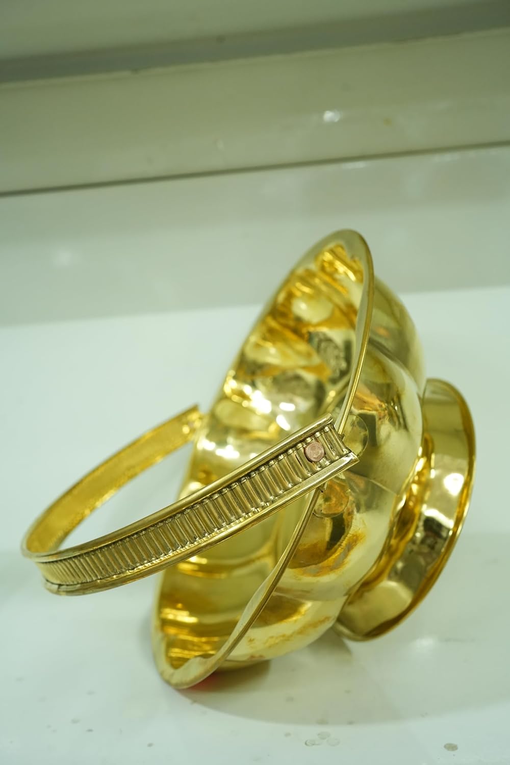 PeetalKraft Golden Traditional Handcrafted Brass Flower Basket for Pooja, Size 25x25x10 cm, Weight 340 Grams