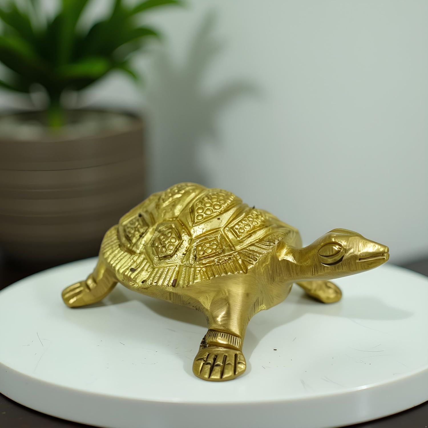 PeetalKraft Brass Tortoise Kachua for Vastu and Feng Shui Home Decor, Size 8x5x2 cm, Weight 105 Grams