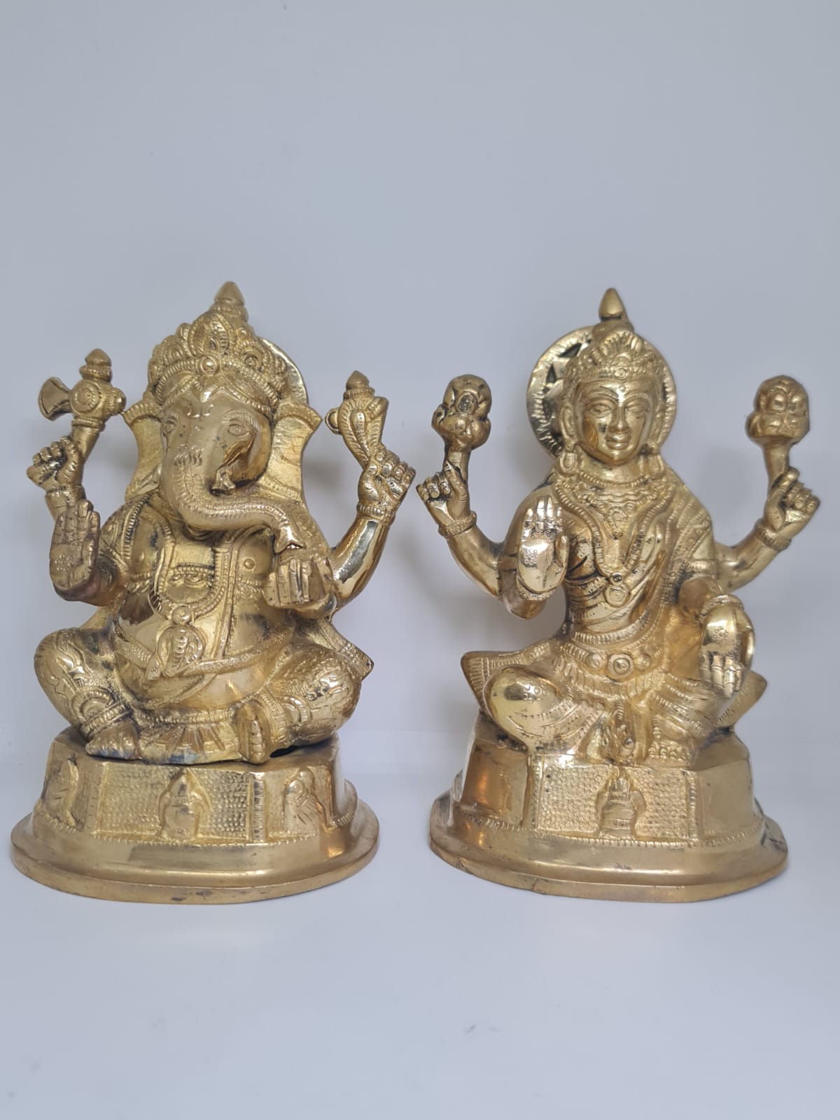 Antique Brass Lakshmi Ganesh Idol set for Pooja & Home Decor-Traditional Hindu Deity Statue for Temple & festive Decoration.