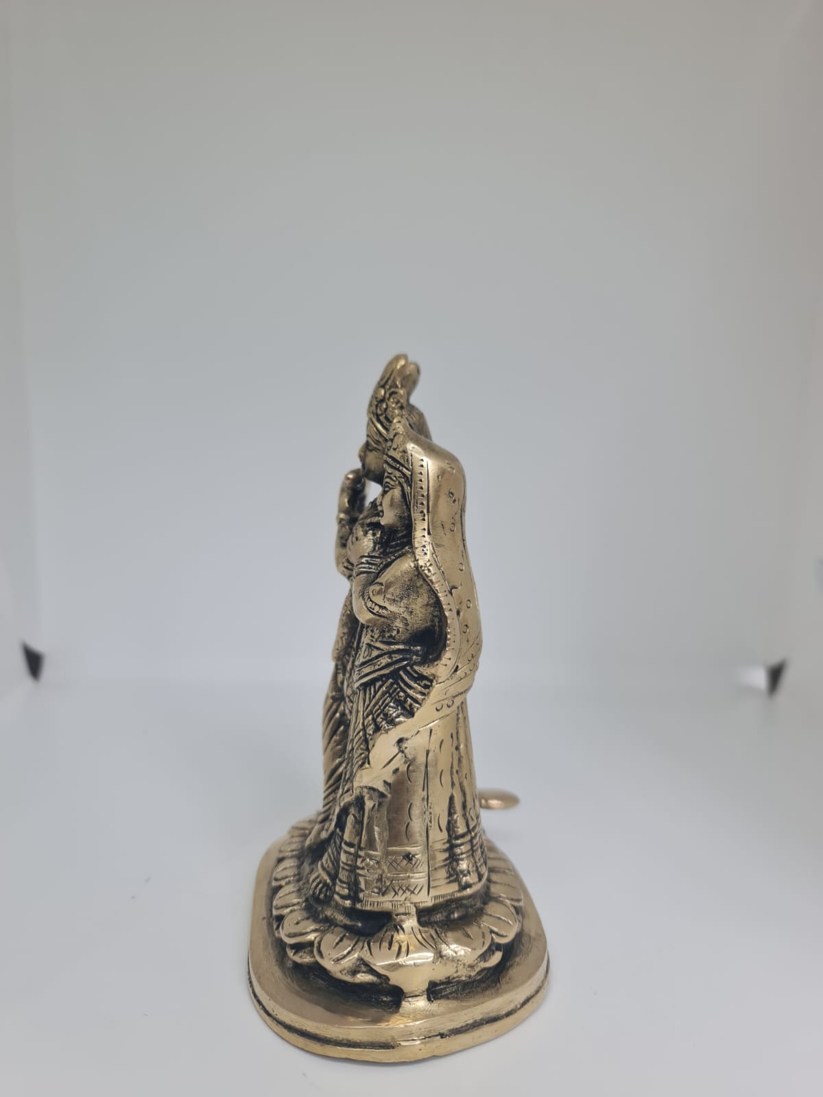Antique Brass Radha Krishna Idol - Radha Krishna Statue for Home Temple & Puja Room - Traditional Brass Decorative gifting .