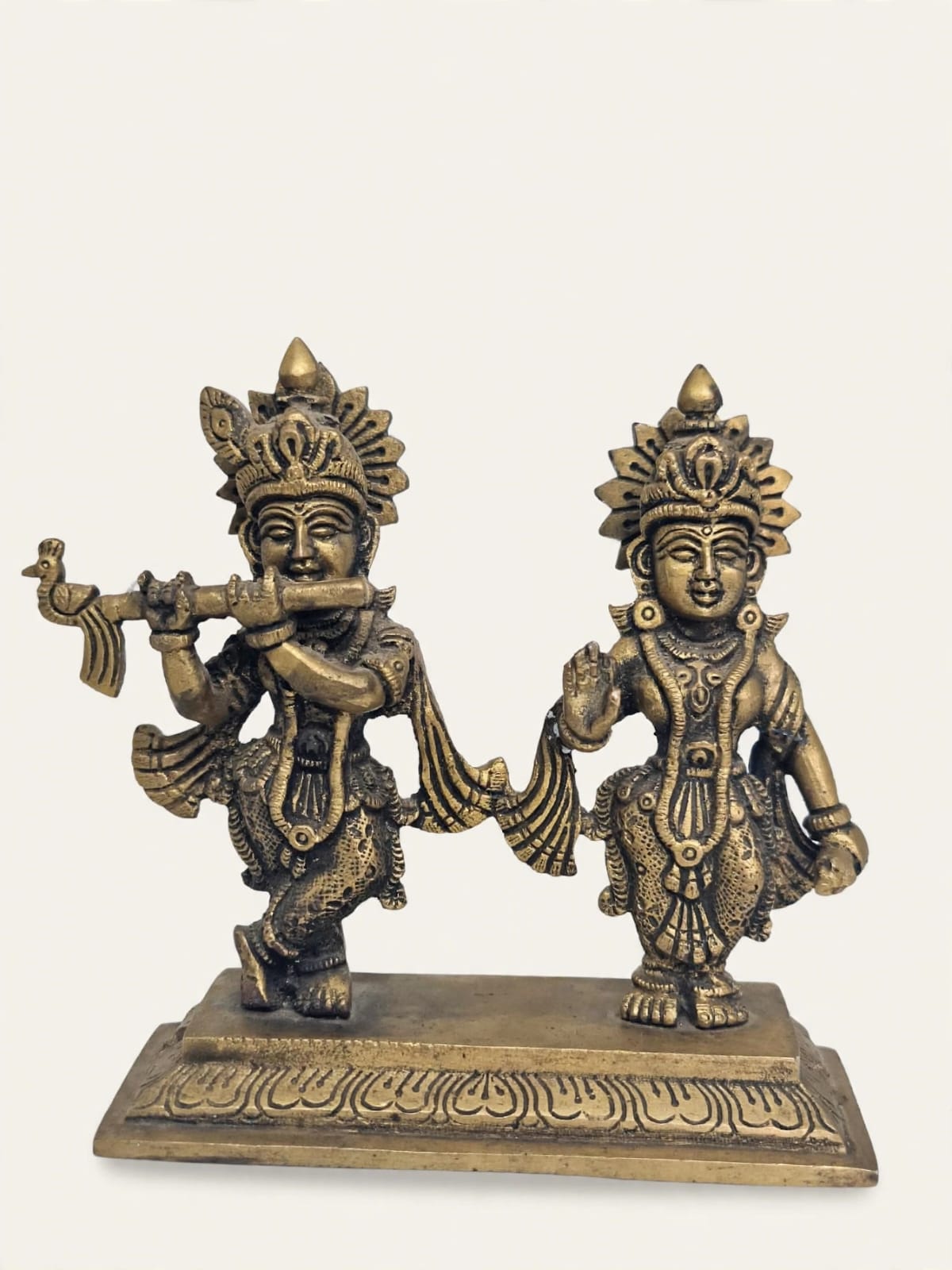 Antique Brass Radhakrishna Idol - Radha Krishna Statue - Traditional Brass Figurine for Home Temple, puja Room & Decor.