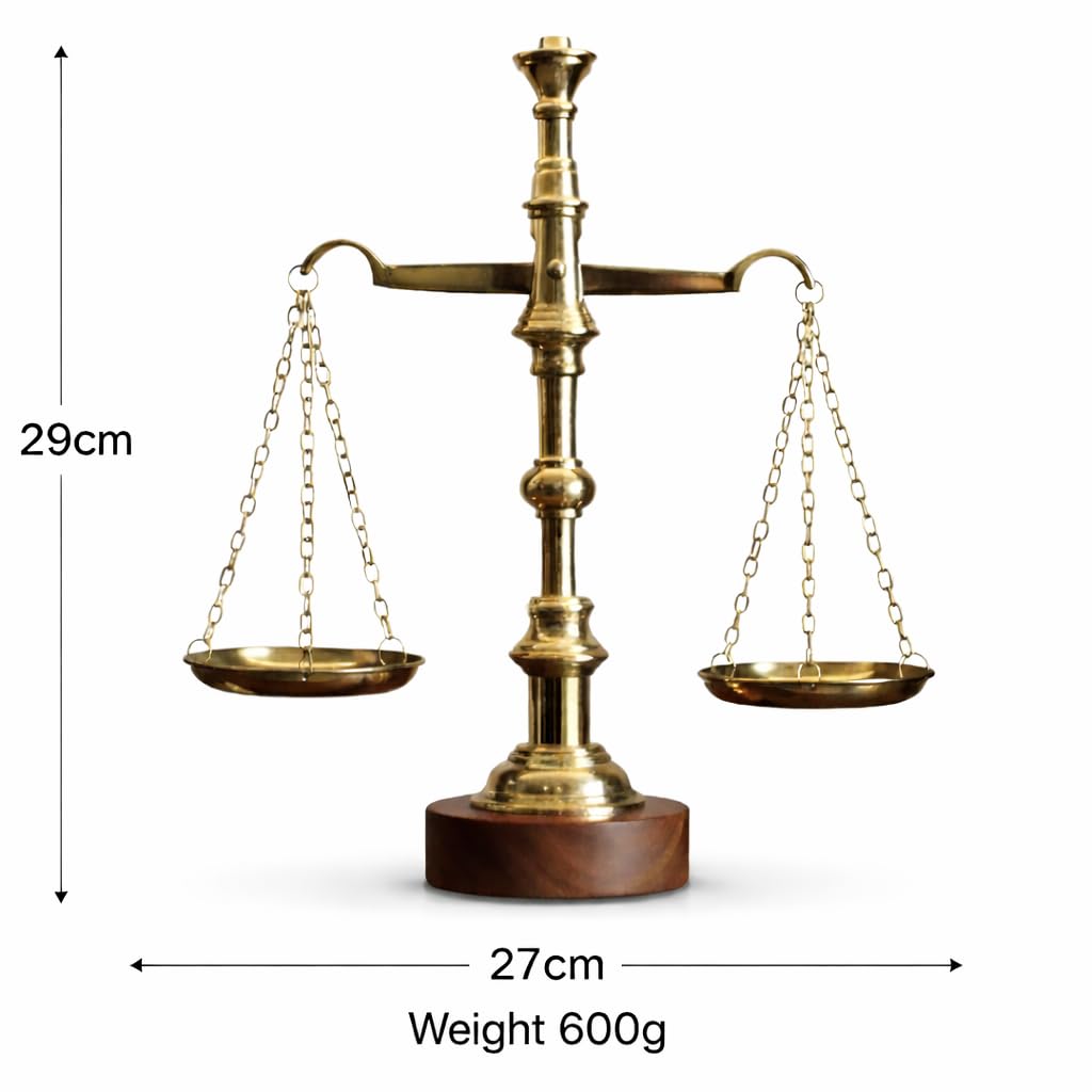 PeetalKraft Brass Balance Scale with Wooden Base, Polished Gold Finish, 29 cm, 600g, Decorative Justice Symbol for Office Desk
